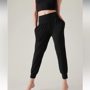 LIKE NEW Salutation Jogger